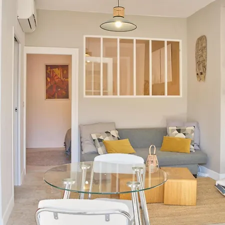 Apartment L'ecusson *